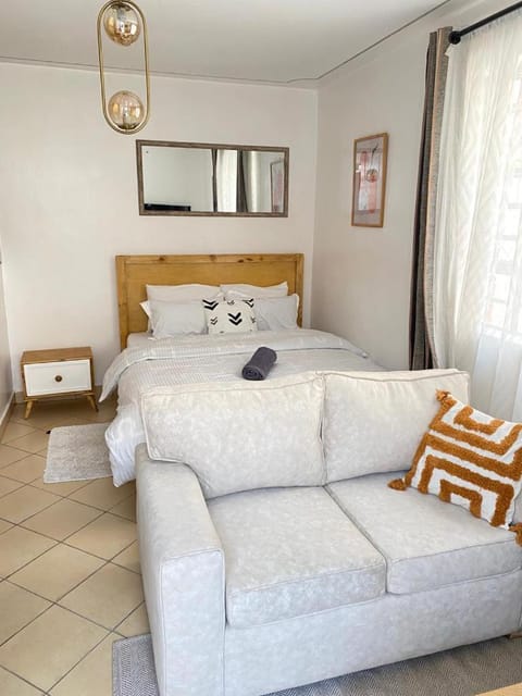 Living room, Bedroom
