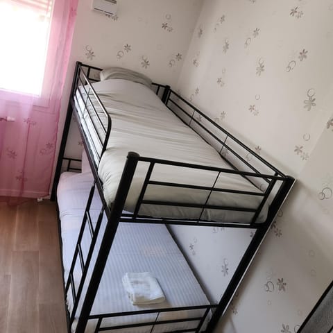 RESIDENCE ALPES Apartment in Annecy