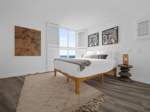 Sunset Cliffs Lookout - Ocean Front Luxury Condo House in Ocean Beach