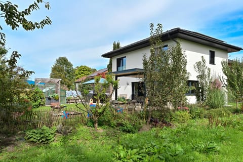 Property building, Garden