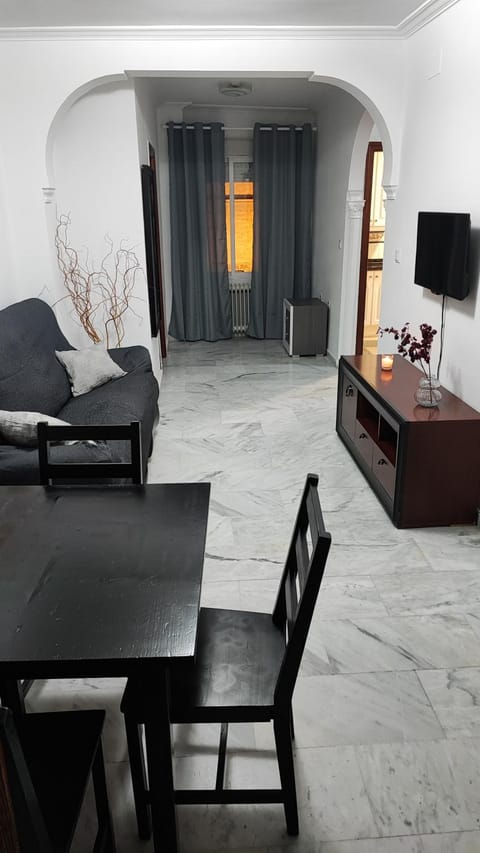 TV and multimedia, Living room, Dining area