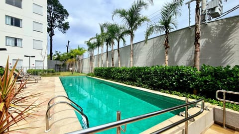 Facade/entrance, Swimming pool