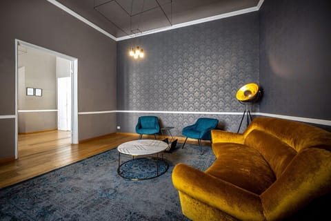 Lobby or reception, Seating area