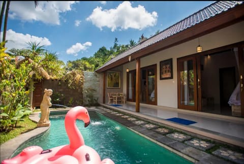 Property building, Pool view, Swimming pool