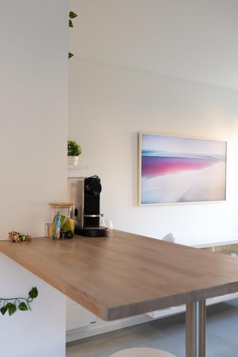 TV and multimedia, Coffee/tea facilities, Living room, Dining area