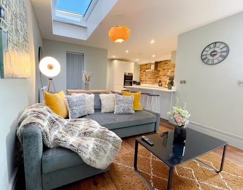 Living room, Seating area, pet friendly