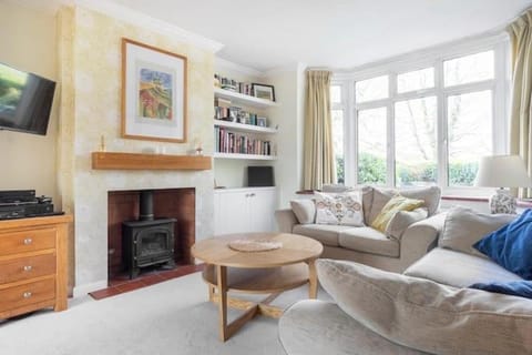 Communal lounge/ TV room, Living room