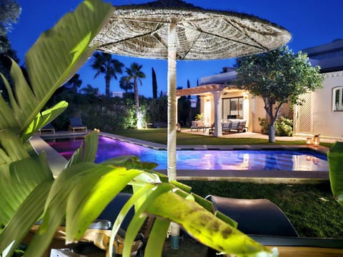 Garden, Swimming pool