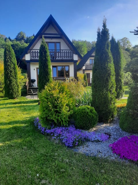 Property building, Spring, Garden