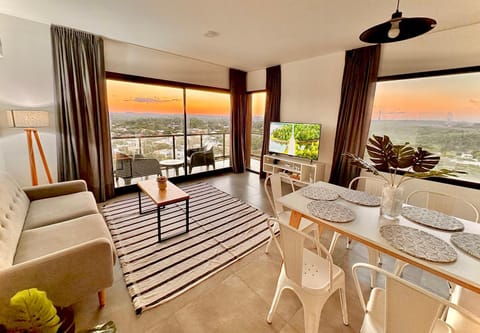 Day, Natural landscape, View (from property/room), Balcony/Terrace, Living room, Dining area