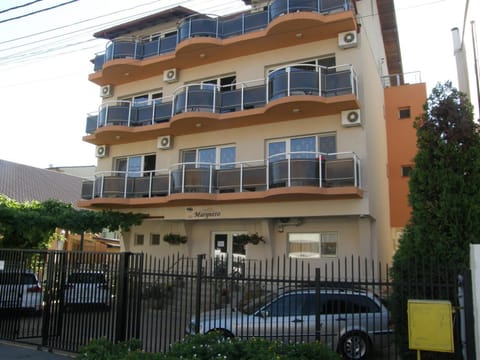Property building, Day, Parking