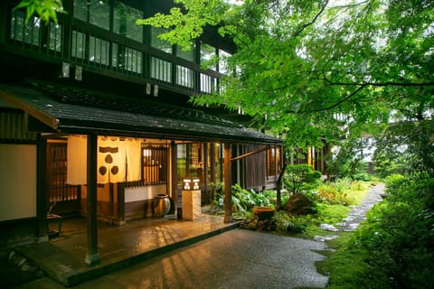 Property building, Natural landscape
