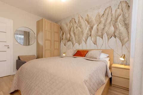 Bed, Photo of the whole room, Bedroom, wardrobe
