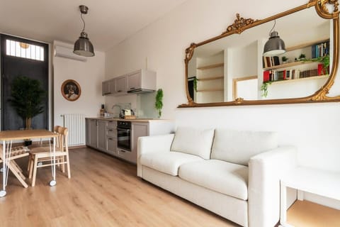 Kitchen or kitchenette, Living room