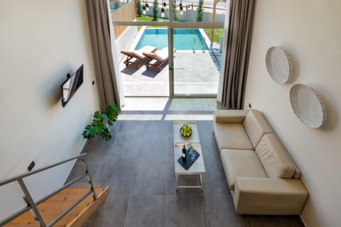 TV and multimedia, Living room, Seating area, Dining area, Pool view, Swimming pool