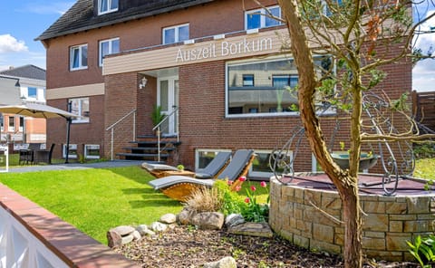 Facade/entrance, Garden, sunbed