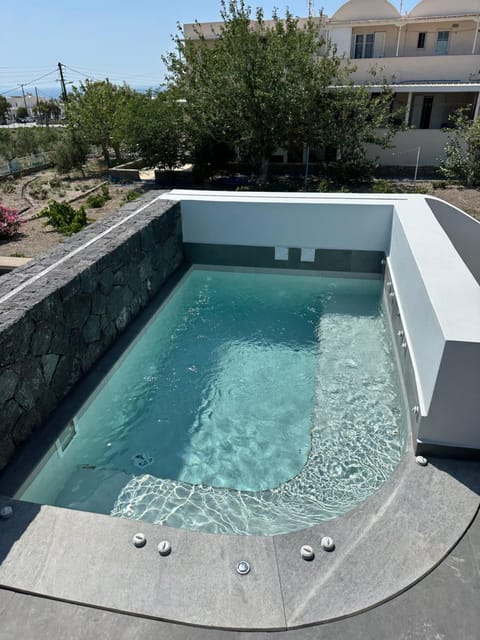 EPICENTER LUXURY RESIDENCE Apartment hotel in Mesaria