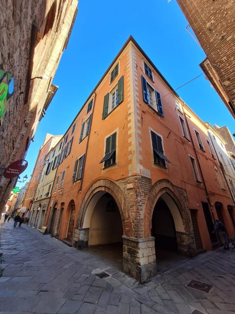 Property building, Neighbourhood, Street view