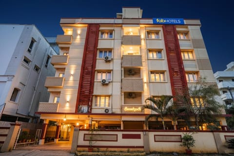 Property building, Facade/entrance