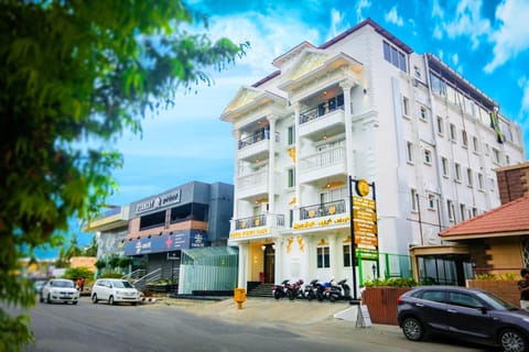 Property building, Facade/entrance