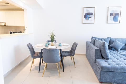 Al Bateen Resdences by HAPPY SEASON JBR Apartment in Dubai