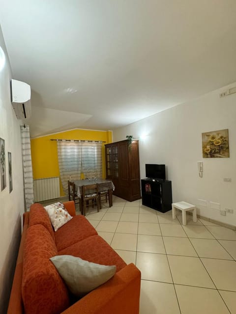 TV and multimedia, Seating area