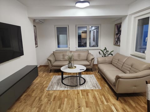 Luxury Vlae 1 Apartaments Apartment in Skopje