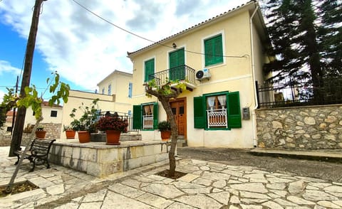 Property building, Neighbourhood