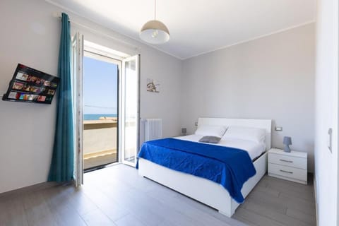 SUNSET BEACH Apartment in Fiumicino