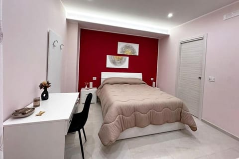 Bed, Coffee/tea facilities, Photo of the whole room, Seating area, Bedroom, hair dresser, air conditioner