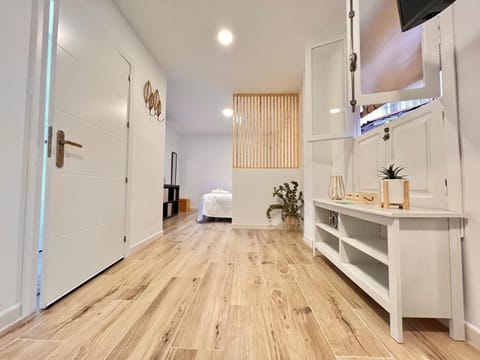 Game Room, Living room
