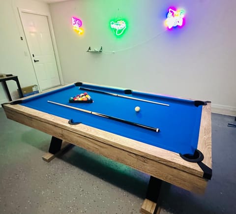 NEW Renovated luxury home with private heated pool, game room Near Anna Maria Island and IMG House in Bradenton