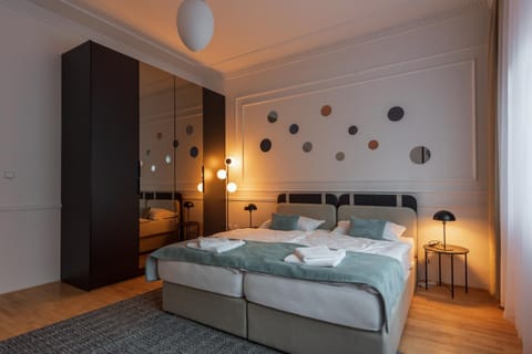 Bed, Bedroom, wardrobe