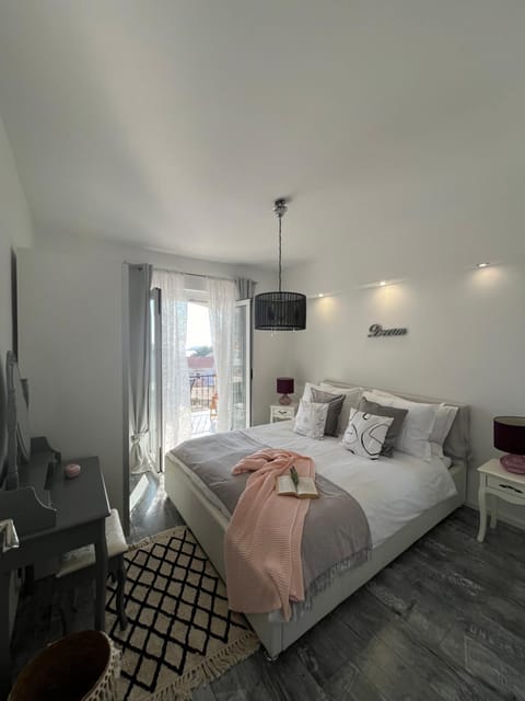 DiVine Luxury Apartment Apartment in Hvar