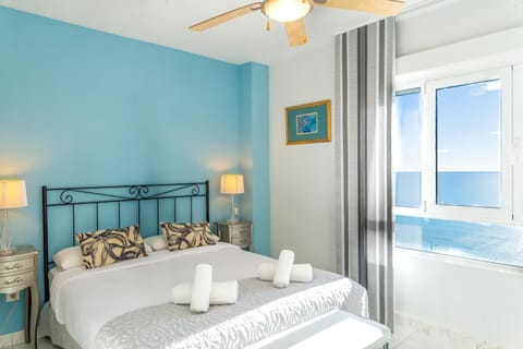 Bed, Bedroom, fireplace, towels