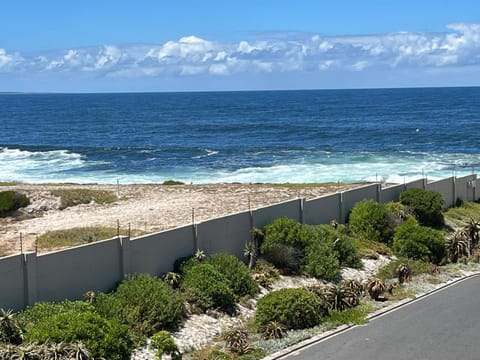 Day, Natural landscape, Beach, Sea view