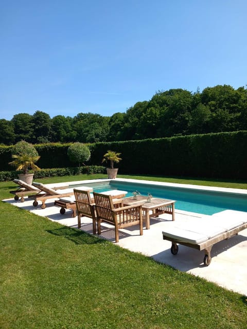 Garden, Swimming pool