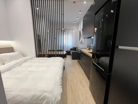 B Luxury Studio Apartment in Alexandroupoli