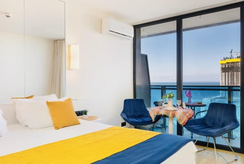 Bed, View (from property/room), Dining area