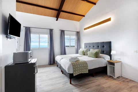 Property building, Living room, Bedroom