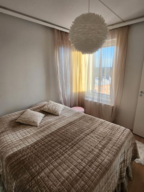 Tasokas 2 h + k + s Söderkullassa - huikeat näköalat Apartment in Uusimaa