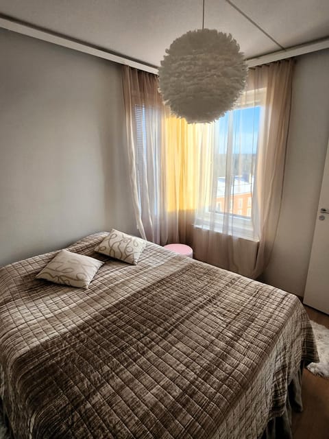 Tasokas 2 h + k + s Söderkullassa - huikeat näköalat Apartment in Uusimaa