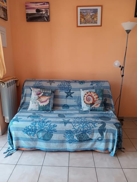 LA VUE MAISON 1 PIANO NO LIFT CON TERRAZZO Apartment in Fiumicino