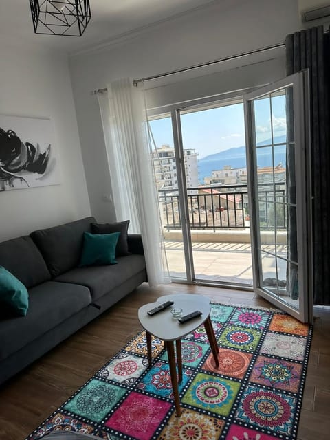 View (from property/room), Balcony/Terrace, Living room, Dining area, Sea view