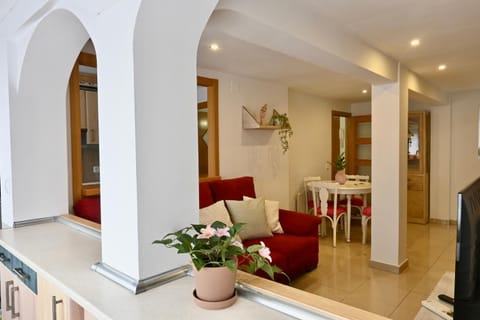 For You Rentals CÓMODO DEPARTAMENTO TEMPORAL DE DOS DOMITORIOS CERCA A PLAZA ELIPTICA MCU149 Apartment in Madrid