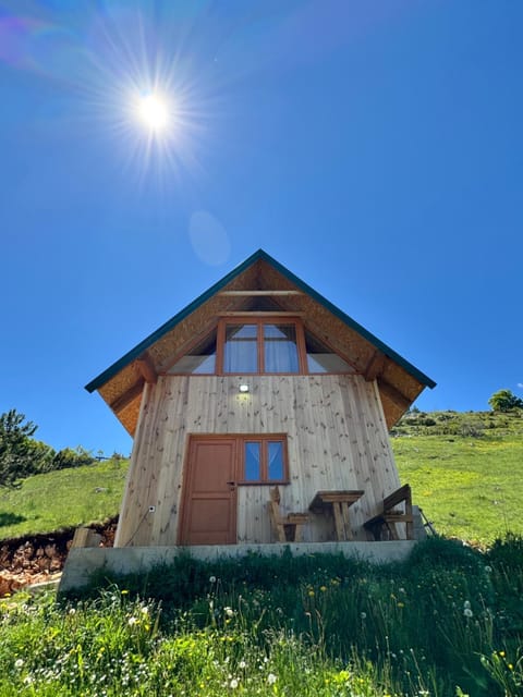 Household Ušćumlić - Oaza mira Bed and Breakfast in Montenegro