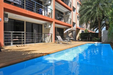 Property building, Swimming pool
