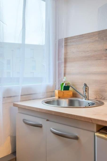 Le studio du grand Stade de Lille avec parking privé gratuit Apartment in Villeneuve-d'Ascq