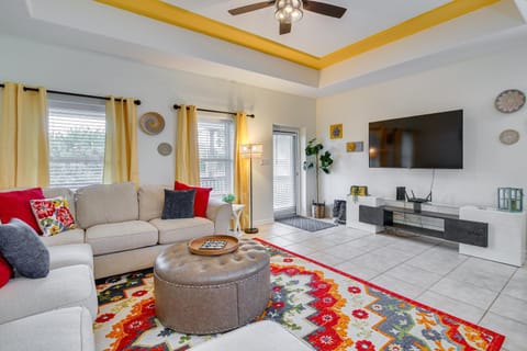 Steps to Beach Oceanside Townhome with Heated Pool House in South Padre Island