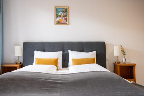 Bed, Bedroom